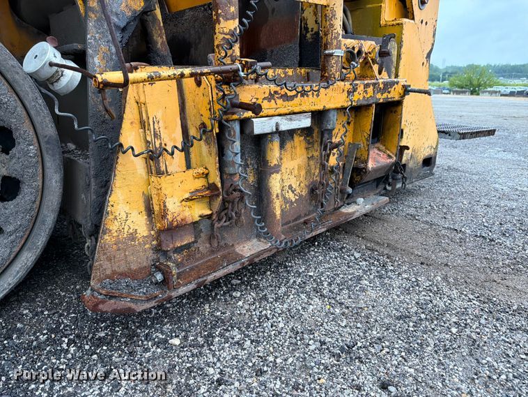 image for item FK3168 2000 Blaw Knox PF5510 paver
