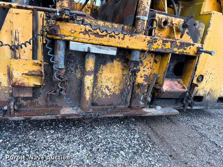 image for item FK3168 2000 Blaw Knox PF5510 paver
