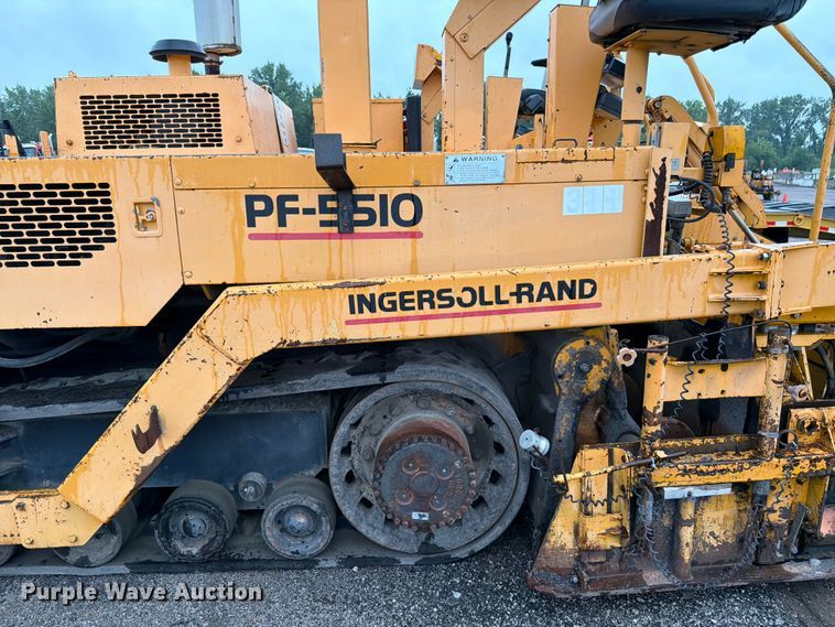 image for item FK3168 2000 Blaw Knox PF5510 paver