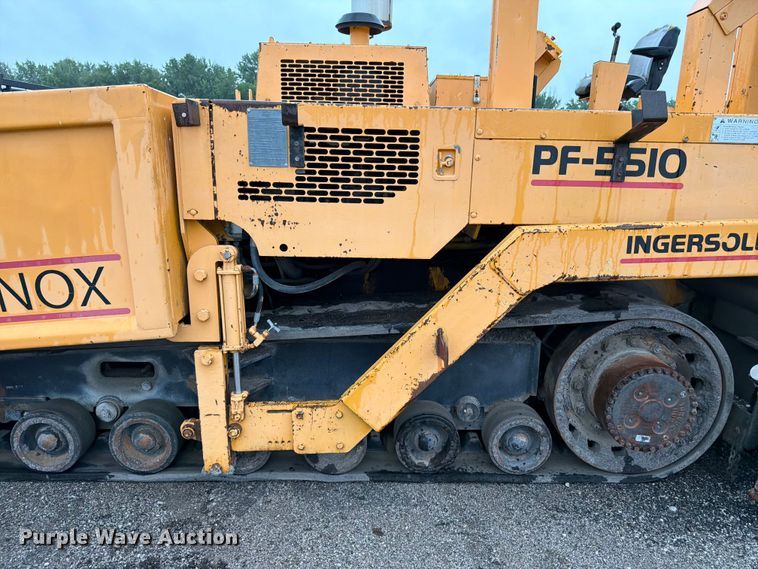 image for item FK3168 2000 Blaw Knox PF5510 paver