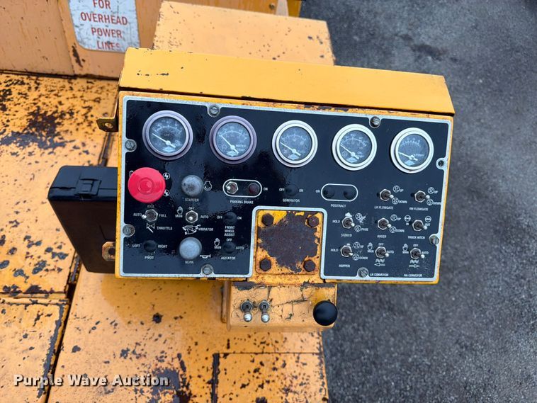 image for item FK3168 2000 Blaw Knox PF5510 paver