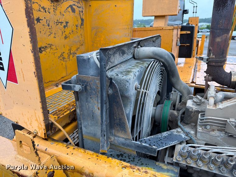 image for item FK3168 2000 Blaw Knox PF5510 paver