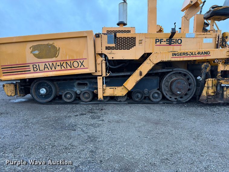 image for item FK3168 2000 Blaw Knox PF5510 paver