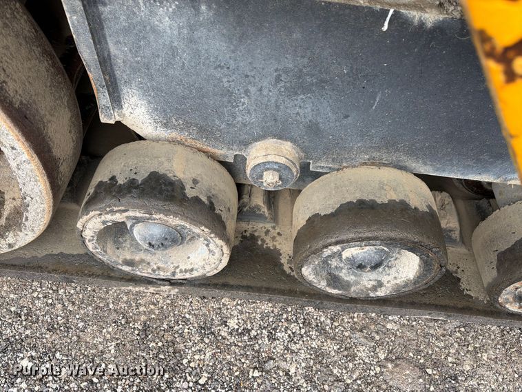 image for item FK3168 2000 Blaw Knox PF5510 paver