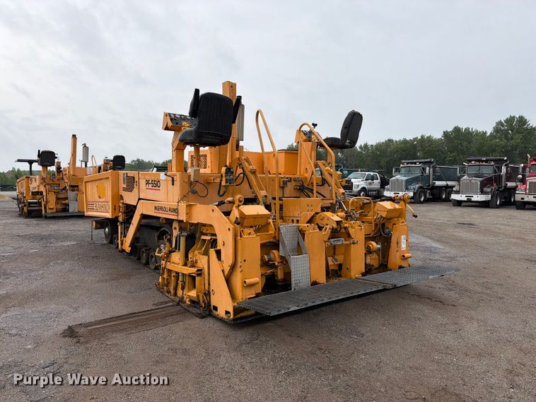 image for item FK3169 1999 Blaw Knox PF5510 paver