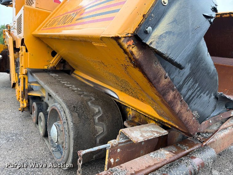 image for item FK3169 1999 Blaw Knox PF5510 paver