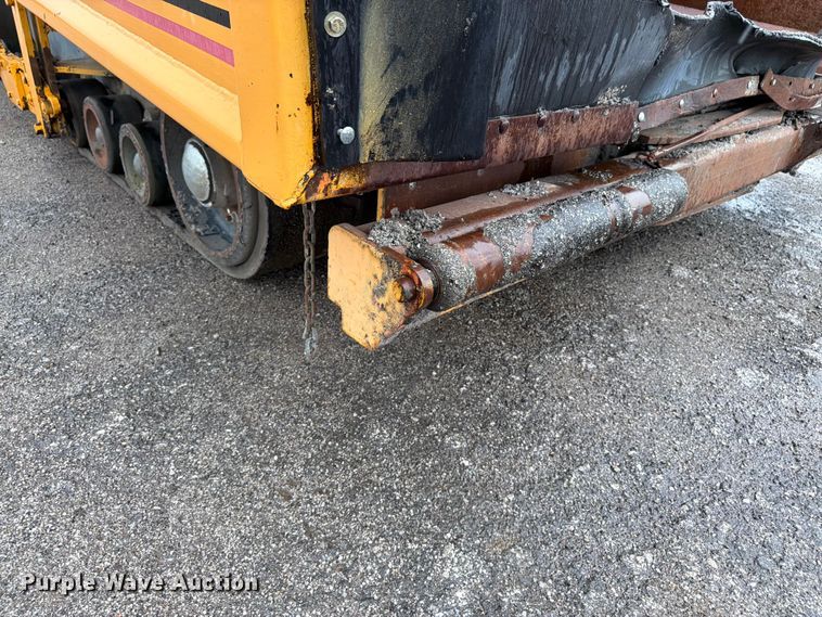 image for item FK3169 1999 Blaw Knox PF5510 paver
