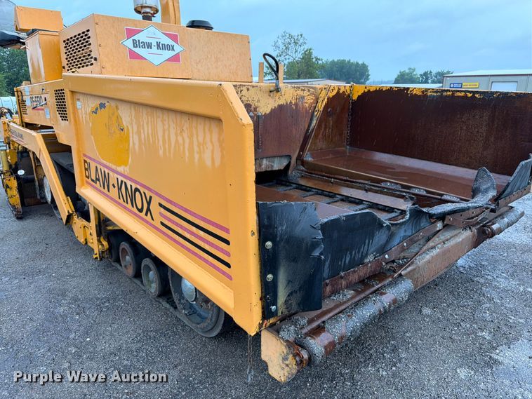 image for item FK3169 1999 Blaw Knox PF5510 paver