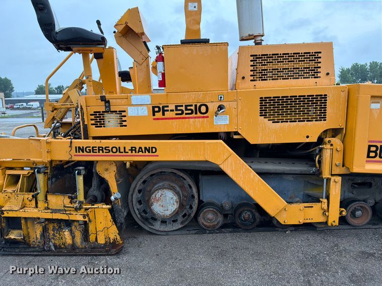image for item FK3169 1999 Blaw Knox PF5510 paver