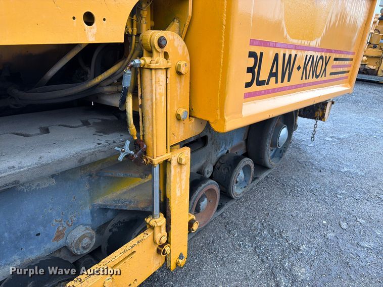 image for item FK3169 1999 Blaw Knox PF5510 paver