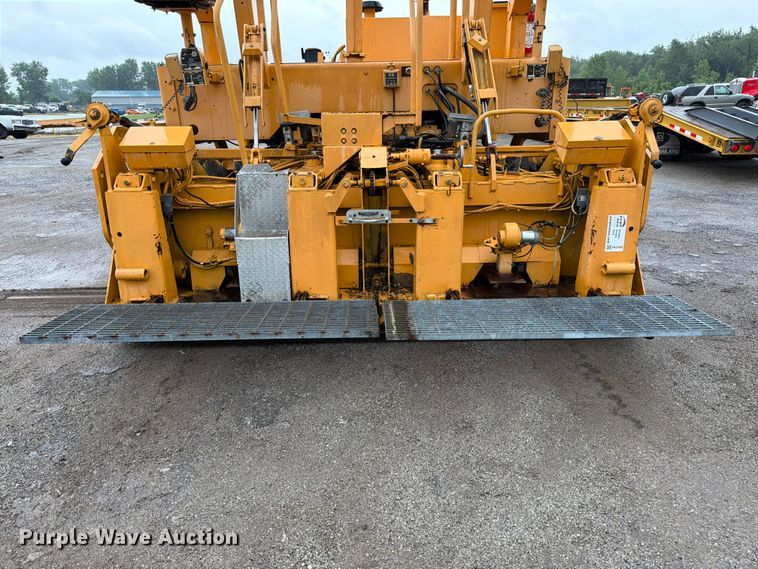 image for item FK3169 1999 Blaw Knox PF5510 paver