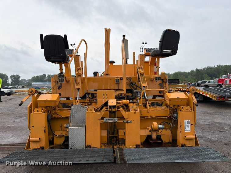 image for item FK3169 1999 Blaw Knox PF5510 paver