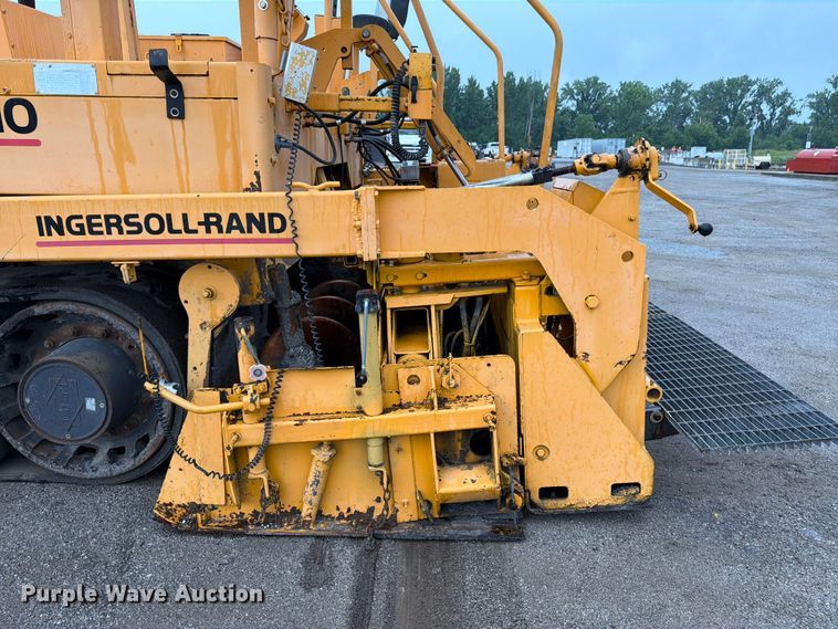 image for item FK3169 1999 Blaw Knox PF5510 paver