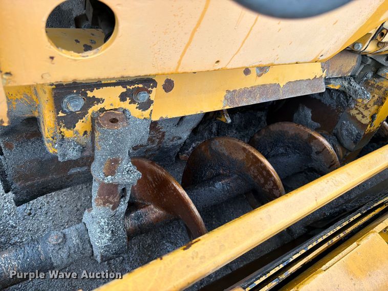 image for item FK3169 1999 Blaw Knox PF5510 paver