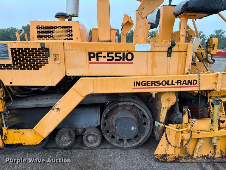 image for item FK3169 1999 Blaw Knox PF5510 paver