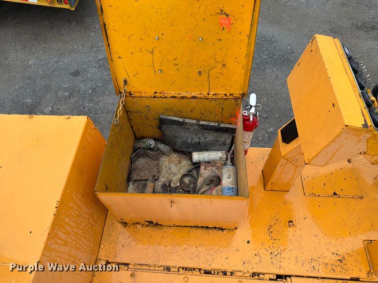 image for item FK3169 1999 Blaw Knox PF5510 paver