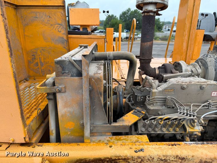 image for item FK3169 1999 Blaw Knox PF5510 paver