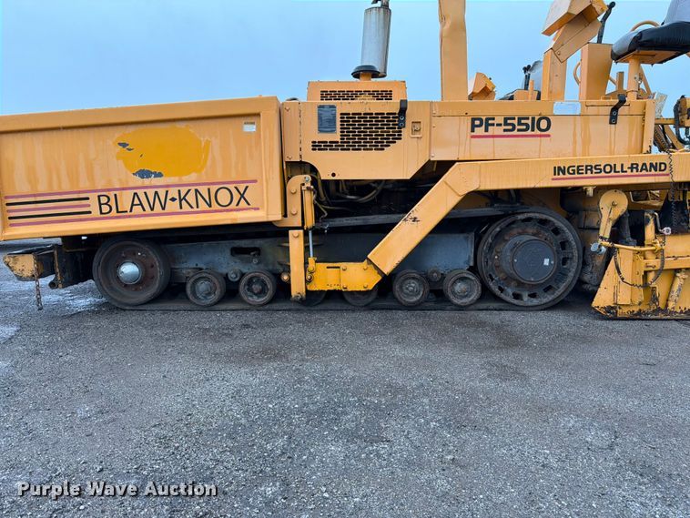 image for item FK3169 1999 Blaw Knox PF5510 paver