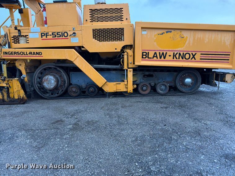 image for item FK3169 1999 Blaw Knox PF5510 paver
