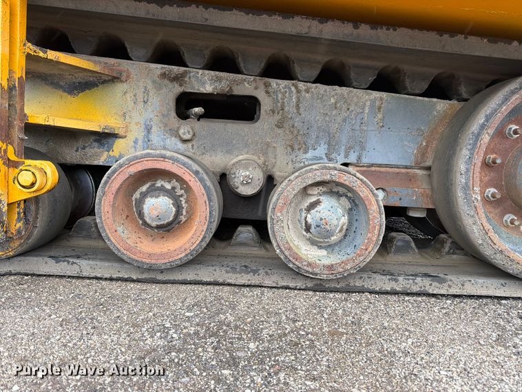 image for item FK3169 1999 Blaw Knox PF5510 paver