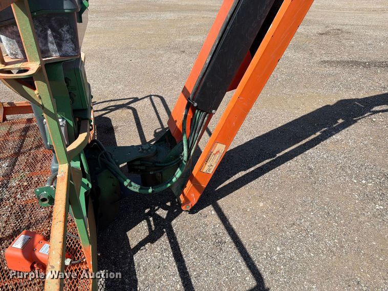 image for item FK3218 2004 JLG 800AJ boom lift