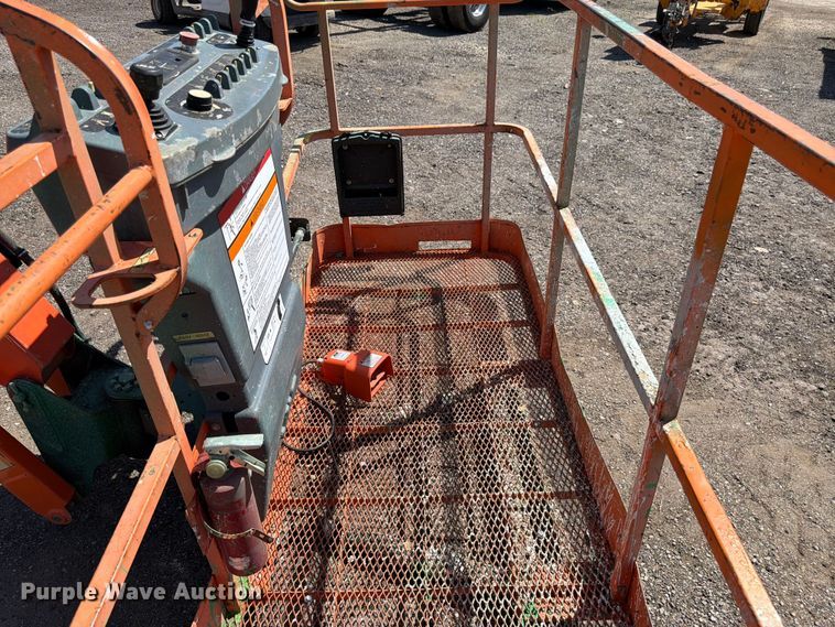 image for item FK3218 2004 JLG 800AJ boom lift