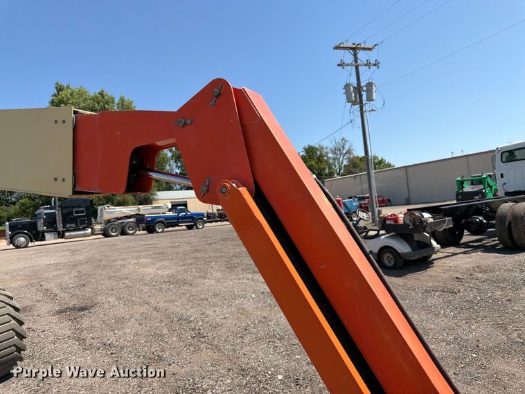 image for item FK3218 2004 JLG 800AJ boom lift