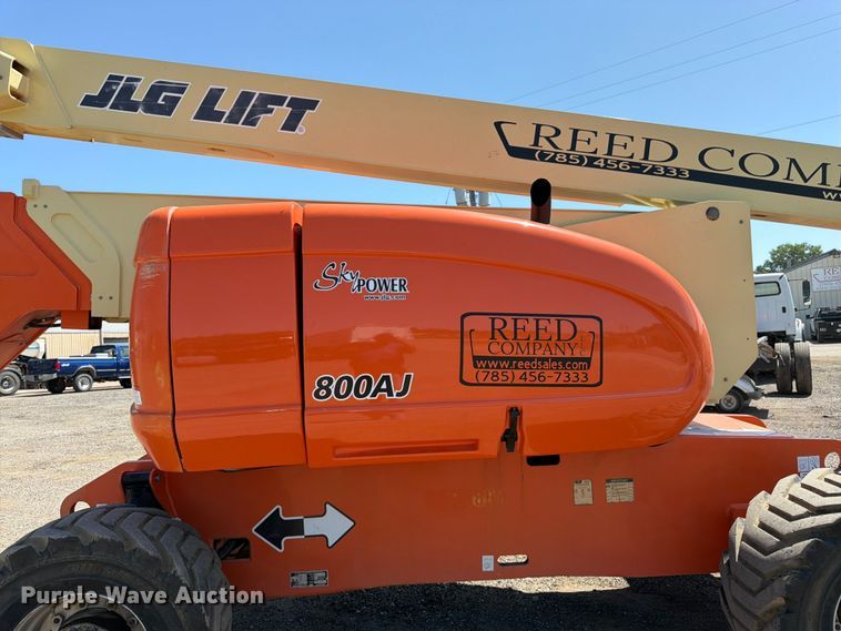image for item FK3218 2004 JLG 800AJ boom lift