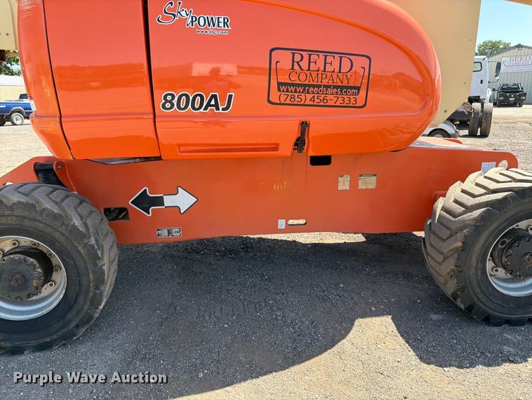 image for item FK3218 2004 JLG 800AJ boom lift