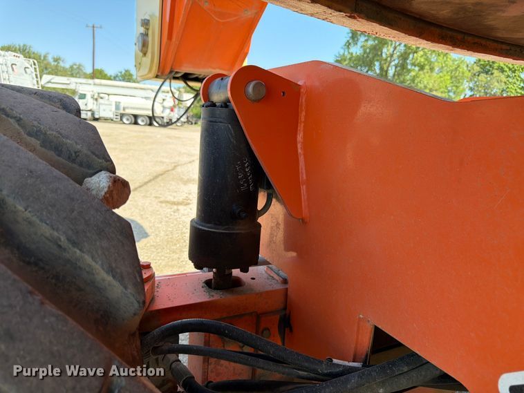 image for item FK3218 2004 JLG 800AJ boom lift