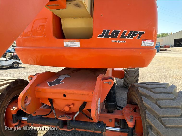 image for item FK3218 2004 JLG 800AJ boom lift