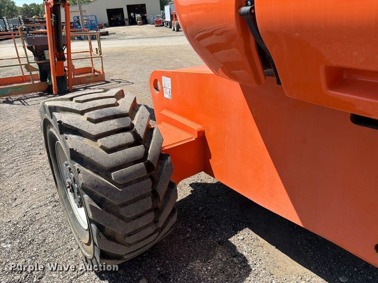 image for item FK3218 2004 JLG 800AJ boom lift