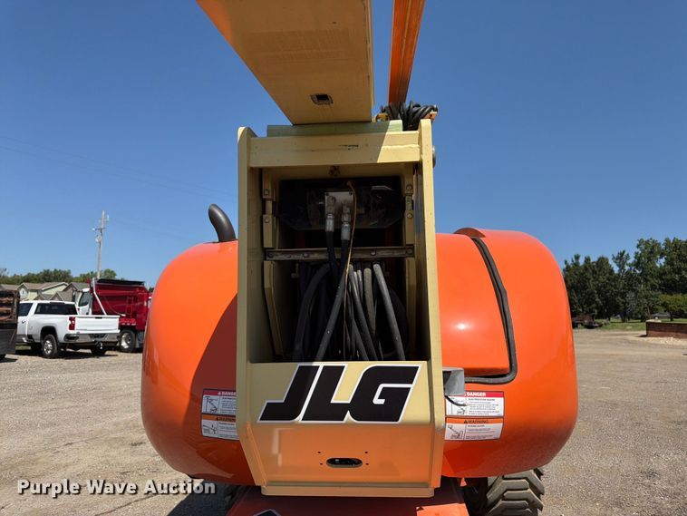 image for item FK3218 2004 JLG 800AJ boom lift
