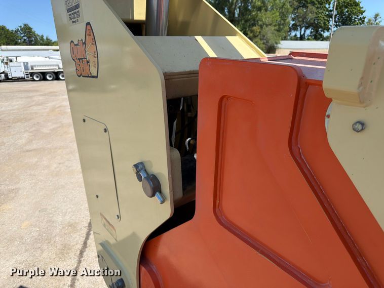 image for item FK3218 2004 JLG 800AJ boom lift