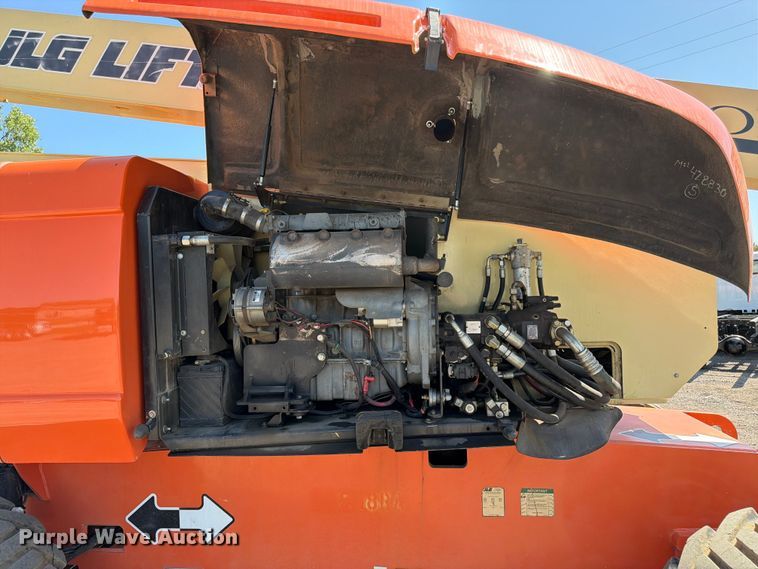 image for item FK3218 2004 JLG 800AJ boom lift
