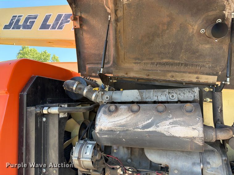 image for item FK3218 2004 JLG 800AJ boom lift