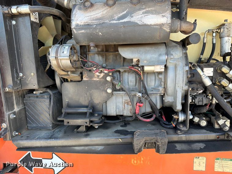 image for item FK3218 2004 JLG 800AJ boom lift