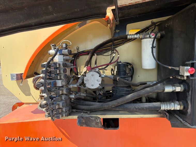 image for item FK3218 2004 JLG 800AJ boom lift