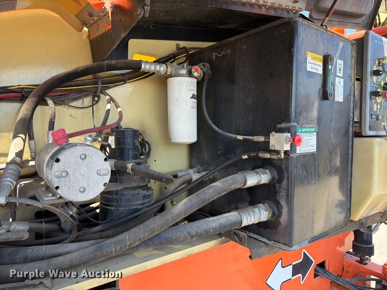 image for item FK3218 2004 JLG 800AJ boom lift
