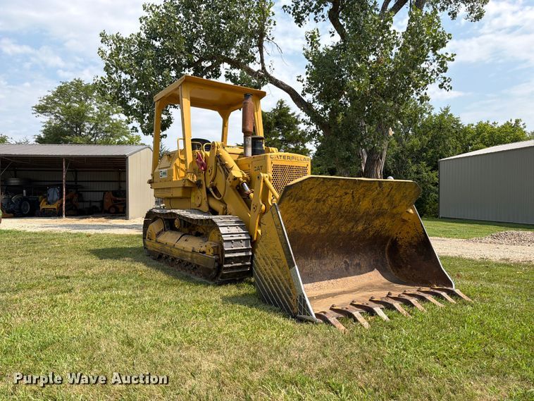 image for item FK3232 1975 Caterpillar 955L track loader