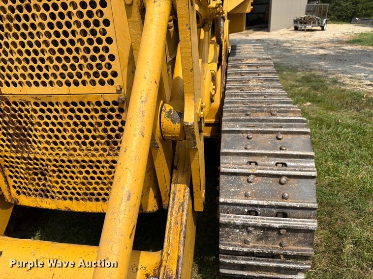 image for item FK3232 1975 Caterpillar 955L track loader