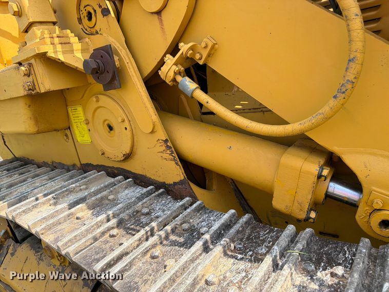 image for item FK3232 1975 Caterpillar 955L track loader