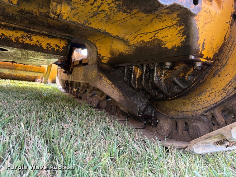 image for item FK3232 1975 Caterpillar 955L track loader