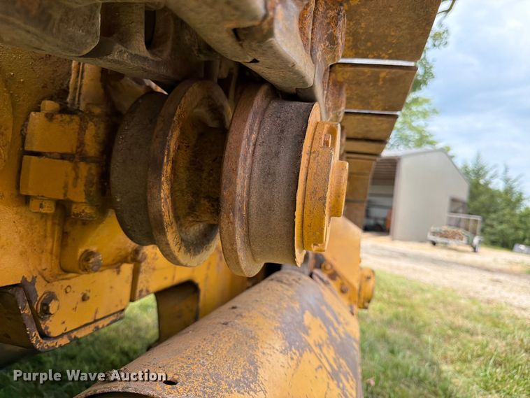 image for item FK3232 1975 Caterpillar 955L track loader