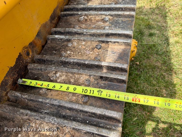 image for item FK3232 1975 Caterpillar 955L track loader