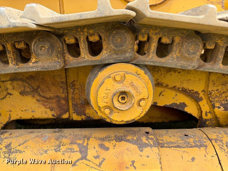 image for item FK3232 1975 Caterpillar 955L track loader