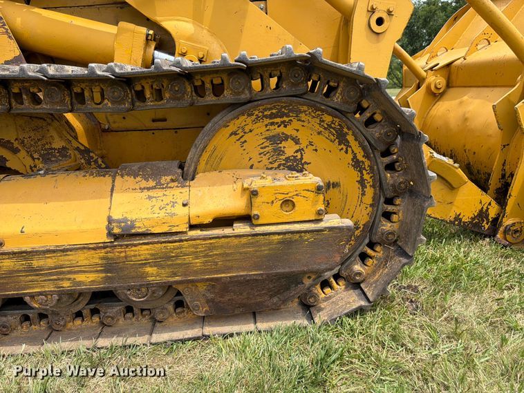 image for item FK3232 1975 Caterpillar 955L track loader