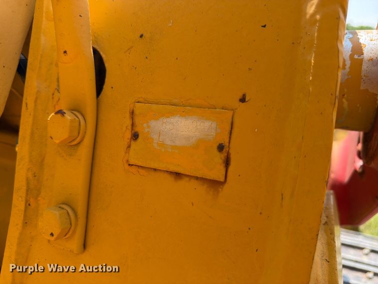 image for item FK3232 1975 Caterpillar 955L track loader