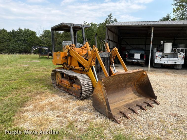 image for item FK3233 1974 Case D450 track loader