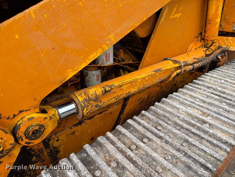 image for item FK3233 1974 Case D450 track loader